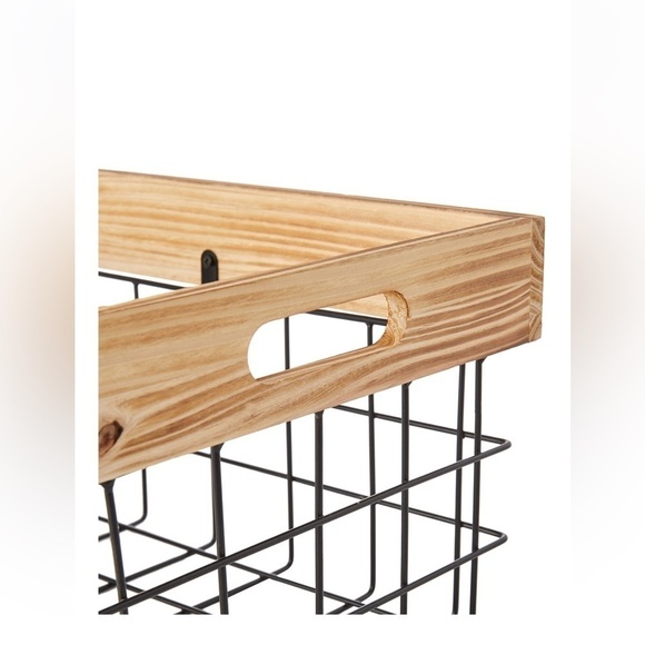 Life at home organizing wire and wood basket - Picture 3 of 4